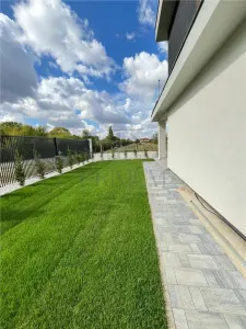 DUPLEX - Dumbravita - P+1 - 5 Camere - Zona excelenta - Finalizat - foto 19