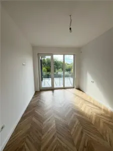DUPLEX - Dumbravita - P+1 - 5 Camere - Zona excelenta - Finalizat - foto 4