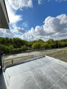 DUPLEX - Dumbravita - P+1 - 5 Camere - Zona excelenta - Finalizat - foto 7