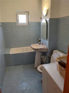 Girocului - 4 Camere - 2 Balcoane - 2 Bai - Decomandat - Centrala termica proprie - Etaj intermediar - foto 11