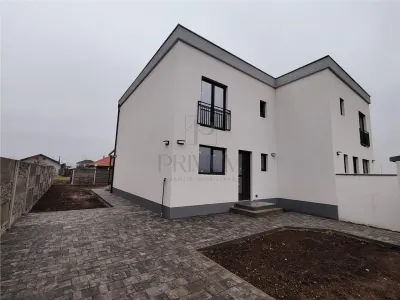 Comision 0 - Duplex modern - finalizat - toate utilitatile - asfalt - Mosnita Noua
