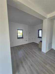DUPLEX DESPARTIT - ZONA FOARTE BUNA- FINISAJE TOP - foto 16