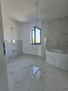 DUPLEX DESPARTIT - ZONA FOARTE BUNA- FINISAJE TOP - foto 19