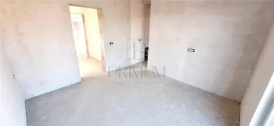 GIROC - Duplex despartit prin camera - 4 Camere - Toate utilitatile - foto 5