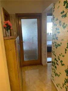 SOARELUI - ETAJ 3 - CENTRALA PROPRIE - CLIMA - 3 CAMERE - 2 BAI - 2 BALCOANE - foto 9