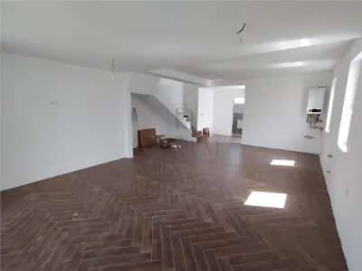 Calea Urseni - Duplex despartit prin CT - terasa incalzita - 3 bai - foto 2