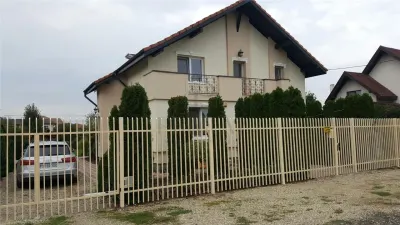 Casa individuala - 5 camere - dormitor la parter - 792 mp teren - foto 1