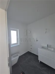 Duplex pe parter - zona buna - posibilitate alegere finisaje - bucatarie inchisa - foto 11