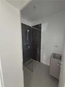 Duplex pe parter - zona buna - posibilitate alegere finisaje - bucatarie inchisa - foto 9