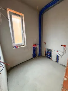 NOU PE PIATA - DUPLEX 5 CAMERE - DORMITOR LA PARTER - foto 7
