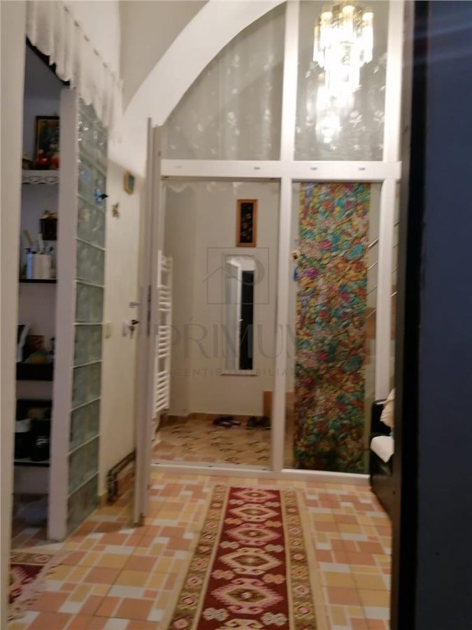 IOSEFIN - 3 CAM - CURTE - BOXA - 2 BAI - CENTRALA - ZONA EXCELENTA- - Timisoara
