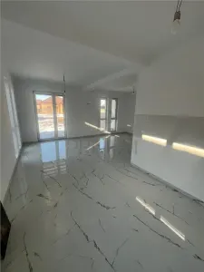 DUMBRAVITA - 5 CAM - DUPLEX - 3 BAI - 2 TERASE - CURTE - INCALZIRE PARDOSEALA - foto 5