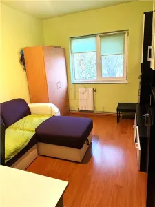 SOARELUI - ETAJ 3 - BLOC IZOLAT - 3 CAMERE - 2 BAI - 2 BALCOANE - CENTRALA PROPRIE - foto 1