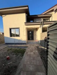 Duplex finalizat - bucatarie inchisa - dormitor la parter - foto 1