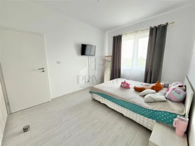 BRAYTIM - 2 CAMERE - ETAJ INTERMEDIAR - MOBILAT SI UTILAT - ZONA BUNA - foto 5