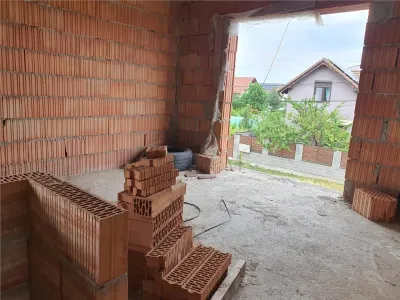 FREIDORF, DUPLEX DECOMANDAT, 6 CAMERE, 2 BAI, BALCOANE, POSIBILITATE DE MANSARDARE - foto 4