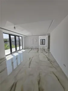 GIROC - CASA INDIVIDUALA - GARAJ - TOATE UTILITATILE - ZONA EXCELENTA - TOATE UTILITATILE - foto 2