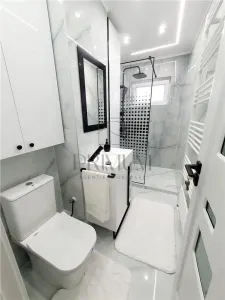 SAGULUI - ETA 2 - RENOVAT - 3 CAMERE - CENTRALA PROPRIE - CLIMA - foto 14