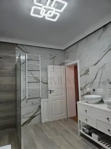 zona M CITY - 5 camere - perete dublu - toate utilitatile - foto 12