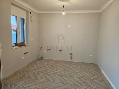 zona M CITY - 5 camere - perete dublu - toate utilitatile - foto 4