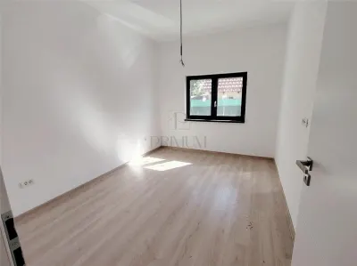 Casa individuala - Asfalt - Garaj - foto 5