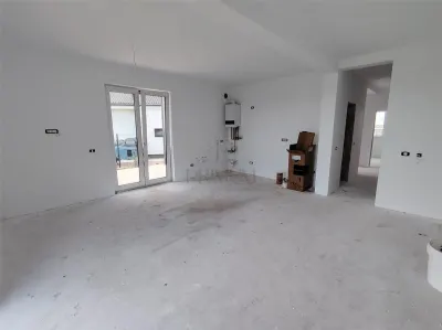 Duplex 5 camere - 3 bai - dormitor la parter - desing modern - foto 2
