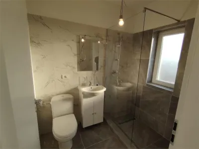 Duplex spatios - zona linistita - compartimentare practica - foto 11