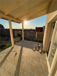 Duplex spatios - bucatarie inchisa - zona in plina dezvoltare - foto 15