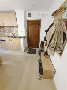 SEMICENTRAL - ETAJ 5 - LIFT - BLOC IZOLAT - 3 CAMERE - CENTRALA PROPRIE - CLIMA - RENOVAT - foto 13