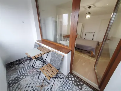 SEMICENTRAL - ETAJ 5 - LIFT - BLOC IZOLAT - 3 CAMERE - CENTRALA PROPRIE - CLIMA - RENOVAT - foto 8