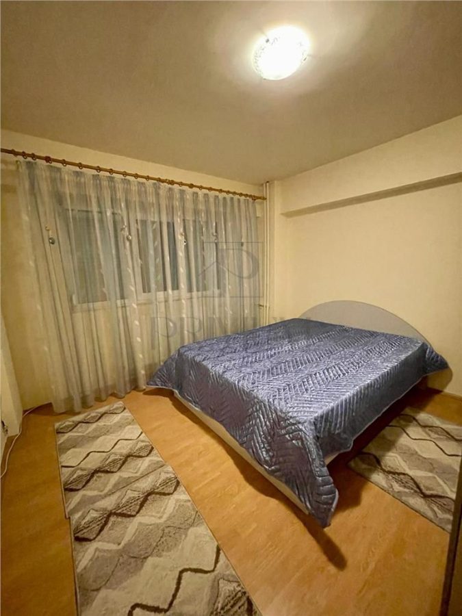 ARADULUI - ETAJ 1 - LIFT - BLOC IZOLAT - 3 CAMERE - 2 BAI - DECOMANDAT - Timisoara
