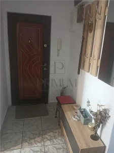 DOROBANTILOR - PARTER - BLOC IZOLAT - 3 CAMERE- 2 BAI - BALCON - CENTRALA - BOXA CF - foto 5