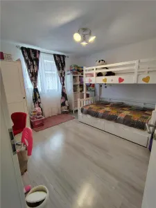GIROC - Duplex separat - Toate utilitatile - Mobilat - 4 Camere - Teren 290 MP - foto 8