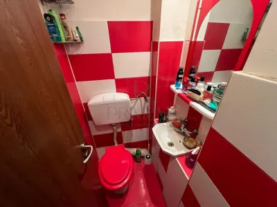 SOARELUI - ETAJ 2 - DECOMANDAT - 3 CAMERE - 2 BAI - 2 BALCOANE - CENTRALA PROPRIE - CLIMA - BOXA - foto 4