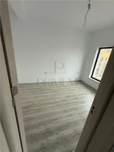 Duplex cu 5 camere - zona centrala - la cheie - foto 3