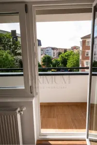 SAGULUI - RENOVAT - ETAJ 3 - LIFT - 4 CAMERE - 2 BAI - 2 BALCOANE - CENTRALA PROPRIE - foto 12