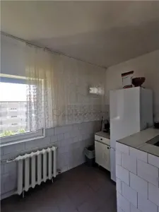 Buziasului - 2 Camere - Bloc izolat - Spatios - foto 4