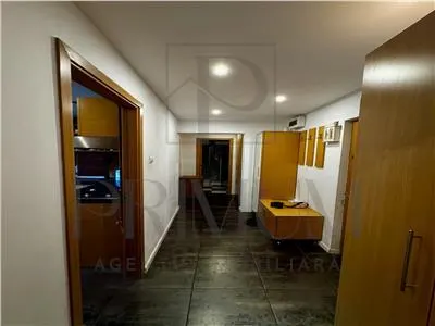 Timocului - 2 Camere - Etaj 2 - Centrala proprie - Decomandat - Renovat - foto 8