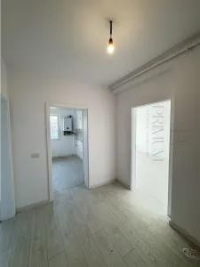 GIROC - 2 CAMERE - DECOMANDAT - PARTER CU BALCON - BLOC NOU - foto 5
