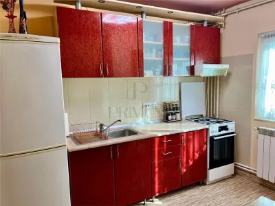 SPITALUL JUDETEAN - PARTER - BLOC IZOLAT - 3 CAMERE - BALCON - CENTRALA PROPRIE - BOXA - foto 4