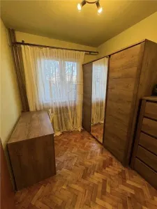 CENTRAL - 2 CAMERE - RENOVAT - MOBILAT - IDEAL INVESTITIE - foto 5