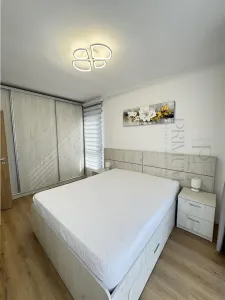 GIROC - 3 CAMERE - ETAJ INTERMEDIAR - LIFT - PARCARE INCLUSA - CA SI NOU - foto 4