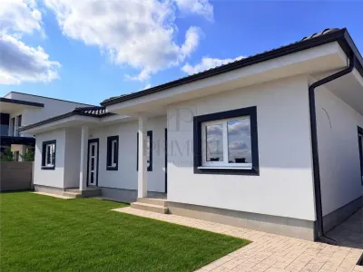 Duplex 3 camere - teren generos - compartimentare excelenta - foto 1