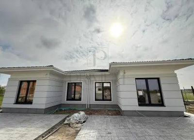 Duplex pe parter - 2 dormitoare - zona buna - desing superb - foto 2