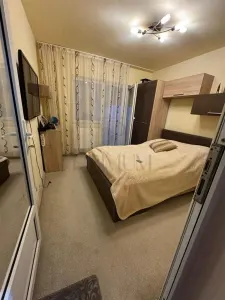 LIPOVEI - ETAJ 1 - 3 CAMERE - 2 BALCOANE - CENTRALA PROPRIE - DECOMANDAT - BOXA - foto 4