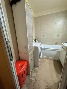 LIPOVEI - ETAJ 1 - 3 CAMERE - 2 BALCOANE - CENTRALA PROPRIE - DECOMANDAT - BOXA - foto 6