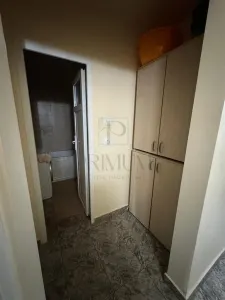 LIPOVEI - ETAJ 1 - 3 CAMERE - 2 BALCOANE - CENTRALA PROPRIE - DECOMANDAT - BOXA - foto 8