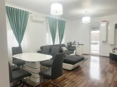 LIPOVEI - 3CAM - INCALZIRE IN PARDOSEALA - BALCON SPATIOS - ETAJ 1 - Timisoara