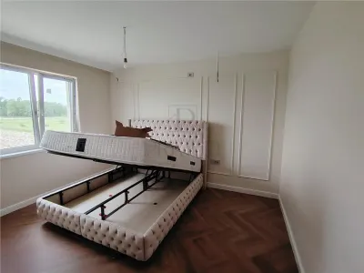 NOU PE PIATA - Duplex despartit prin camera tehnica  - 4 dormitoare - foto 4