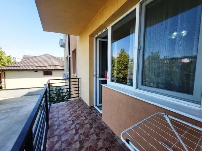 APARTAMENT 2 CAMERE DECOMANDAT /ETAJ 1 CU PARCARE - foto 3